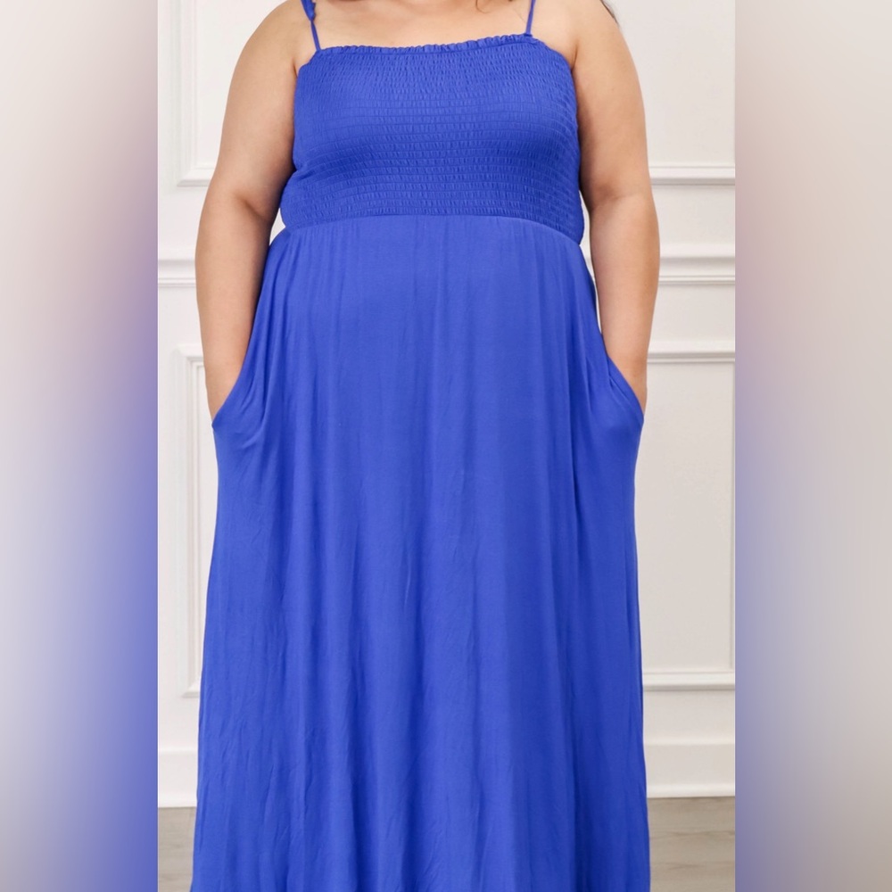 Soft maxi dress. Year round comfort